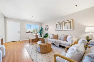 Photo #1: OC26127867 Listing
