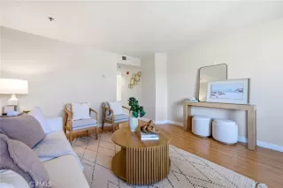 Photo #3: OC26127867 Listing