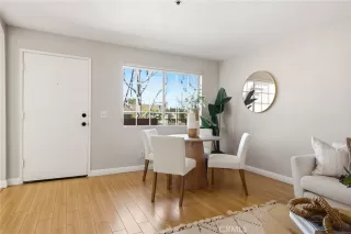 Photo #5: OC26127867 Listing