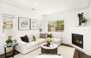 Photo #5: OC26128002 Listing
