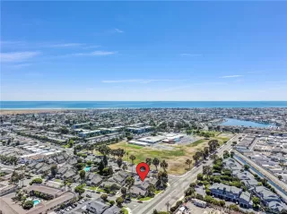 Photo #1: OC26128191 Listing