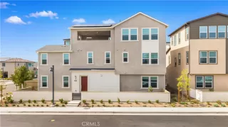 Photo #3: OC26128279 Listing