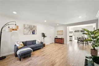 Photo #4: OC26128498 Listing 