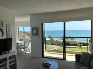 Photo #4: OC26128515 Listing