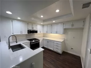 Photo #1: OC26128663 Listing 
