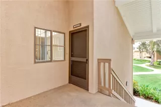 Photo #4: OC26128809 Listing