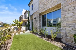 Photo #4: OC26129038 Listing