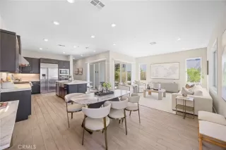 Photo #5: OC26129038 Listing