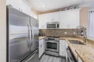 Photo #4: OC26129179 Listing 