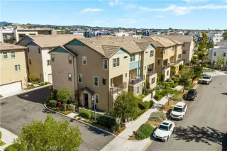 Photo #2: OC26129231 Listing
