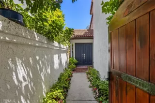 Photo #1: OC26129273 Listing 
