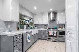 Photo #6: OC26129273 Listing 