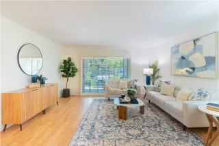 Photo #1: OC26129299 Listing