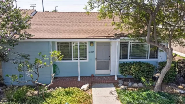 MLS: OC26129331 Condo For Sale