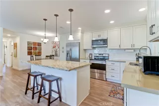 Photo #6: OC26129522 Listing