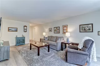 Photo #4: OC26129536 Listing 