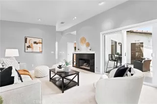 Photo #3: OC26129629 Listing