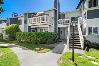 Photo #2: OC26130165 Listing 