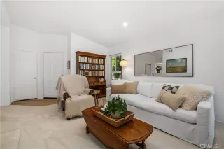 Photo #3: OC26130438 Listing