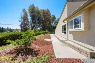 Photo #6: OC26130534 Listing