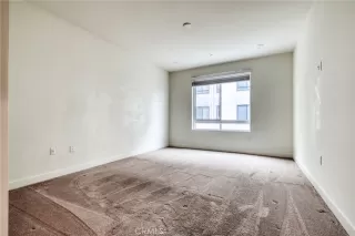 Photo #3: OC26131081 Listing 