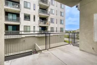 Photo #5: OC26131081 Listing 