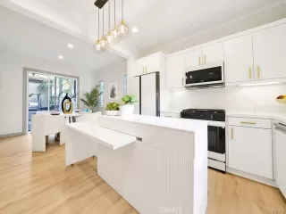 Photo #1: OC26131214 Listing