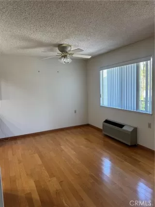 Photo #5: OC26131577 Listing