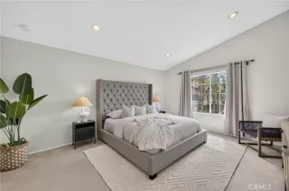 Photo #2: OC26131584 Listing