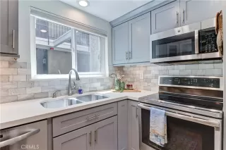 Photo #5: OC26131714 Listing 
