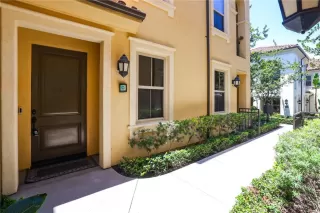 Photo #5: OC26131716 Listing