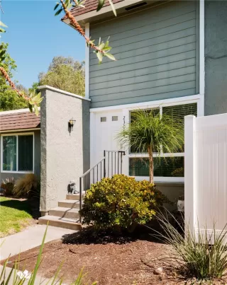 Photo #2: OC26131914 Listing