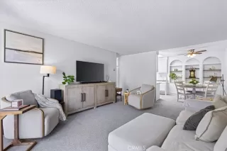 Photo #2: OC26132125 Listing 