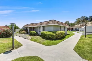 Photo #2: OC26132291 Listing 