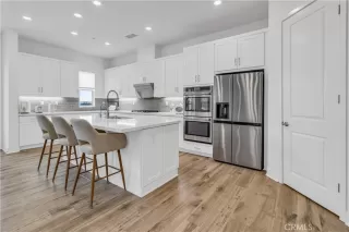 Photo #5: OC26132427 Listing
