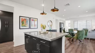 Photo #5: OC26132657 Listing