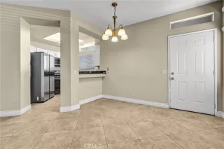 Photo #4: OC26132763 Listing