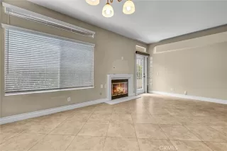 Photo #5: OC26132763 Listing