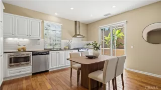 Photo #6: OC26132814 Listing