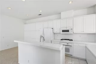 Photo #6: OC26133034 Listing
