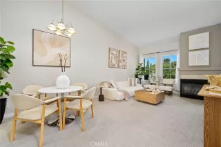 Photo #5: OC26133078 Listing