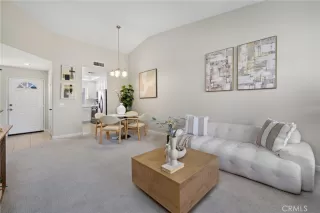 Photo #6: OC26133078 Listing