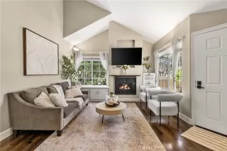 Photo #2: OC26133353 Listing