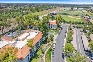 Photo #3: OC26133381 Listing 