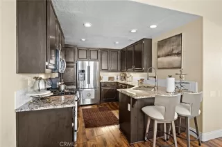 Photo #4: OC26133582 Listing