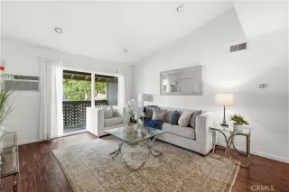 Photo #2: OC26133779 Listing 