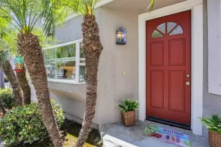 Photo #4: OC26133810 Listing
