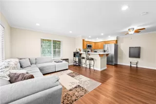 Photo #5: OC26133876 Listing