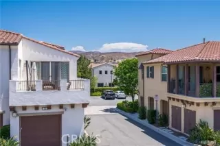 Photo #4: OC26134020 Listing