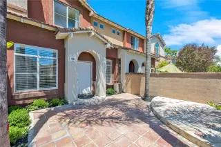 Photo #1: OC26134134 Listing 